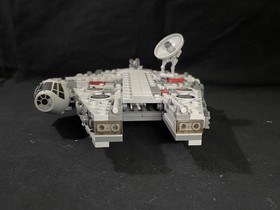 LEGO Star Wars: Midi-Scale Millennium Falcon 7778 99% COMPLETE MISSING ONE PIECE