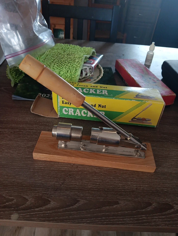 Duke's Easy Pecan and Nut Cracker Steel Silver & Wood Handle with Original Box - Image 2 of 3