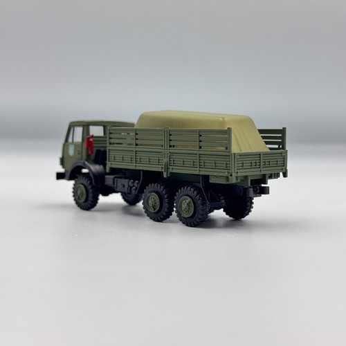 KAMAZ-4310 Ukrainian Army 6x6 Military Cargo Truck with Canvas Cover 1/87 H0 - Picture 2 of 5