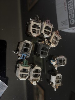 Lot of 9 Misc Slot Car Motor Cans And Armatures