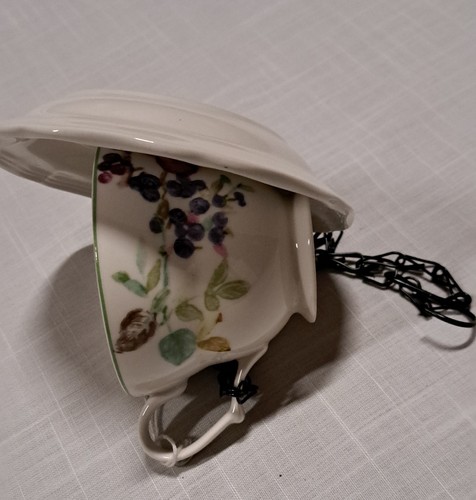 Bird Feeder Cup And Saucer Hanging Floral  Design  - Picture 9 of 11