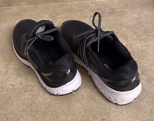 New Balalance 840 Womens Sz 9.5 D Wide Walking Shoes Black Athletic Sneakers - Picture 4 of 9