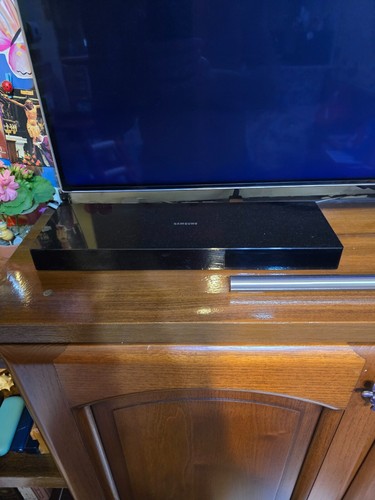 samsung QE55Q8FAM TV CON DIFETTI AI LED MA USABILE E FUNZIONANTE