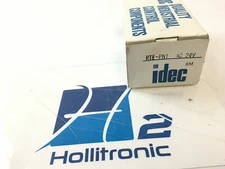 IDEC Timer Relay w/ Base RTE-PN1