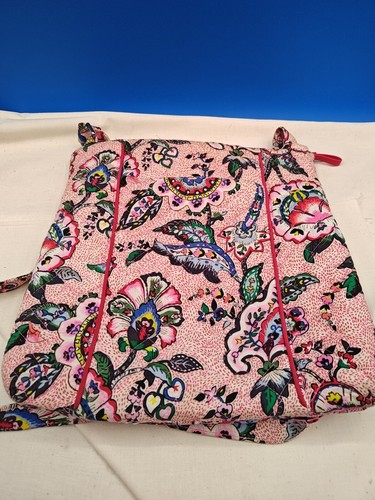 Vera Bradley Stitched Flowers Crossbody Hipster Beautiful Handbag Excellent - Picture 5 of 9