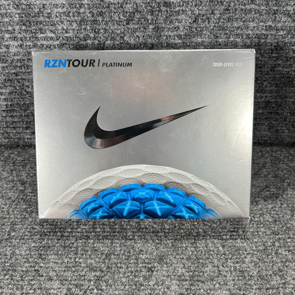 Nike RZN TOUR  プラチナム　ボール Nike RZN Tour Platinum Golf Balls Dozen 12 White New Tour