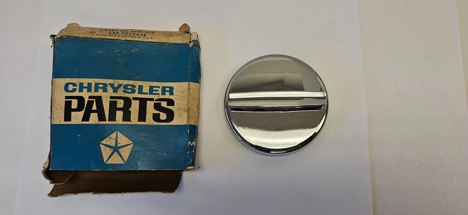 Tapa de combustible de gasolina cromada Plymouth Valiant Dodge Lancer 1960-1961 2240319 nuevo de lote Foto 3 de 4