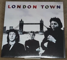 Paul McCartney & Wings - London Town - Capitol Records SW-11777 VG+/G