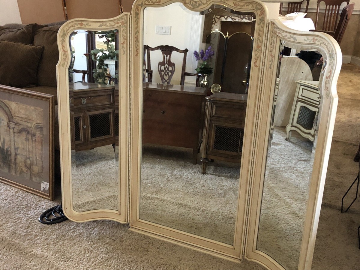 Drexel Heritage Tri Fold Mirror, French County, Italian, beautiful