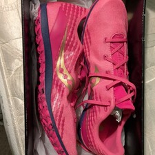 Saucony Havok XC Pink Track Spikes Running Shoes Gold Logo for Racing Athletics