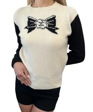 CHANEL Vintage 95A CC Logo Cashmere Knit Sweater Top Camellia Bow Cream Black