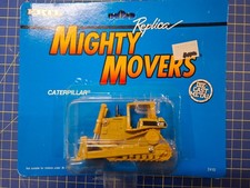 ERTL Might Movers Caterpillar D6H Die Cast Model