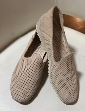 Pedro Garcia Yara Perforated Suede Leather Loafers Size 38 Beige Luxury Flat