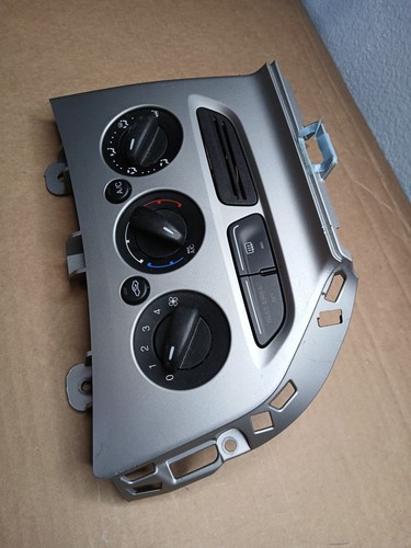 2012-2014 Ford Focus Heater AC Air Temperature Control Panel OEM E1062773 - Picture 4 of 13