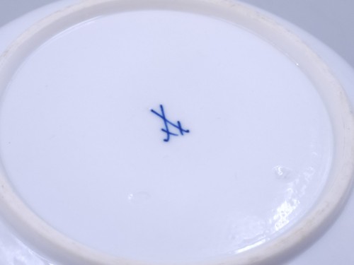 Meissen Porcelain Hand Painted 5" Plate Neubrandenstein Hofservice Style - Picture 14 of 16