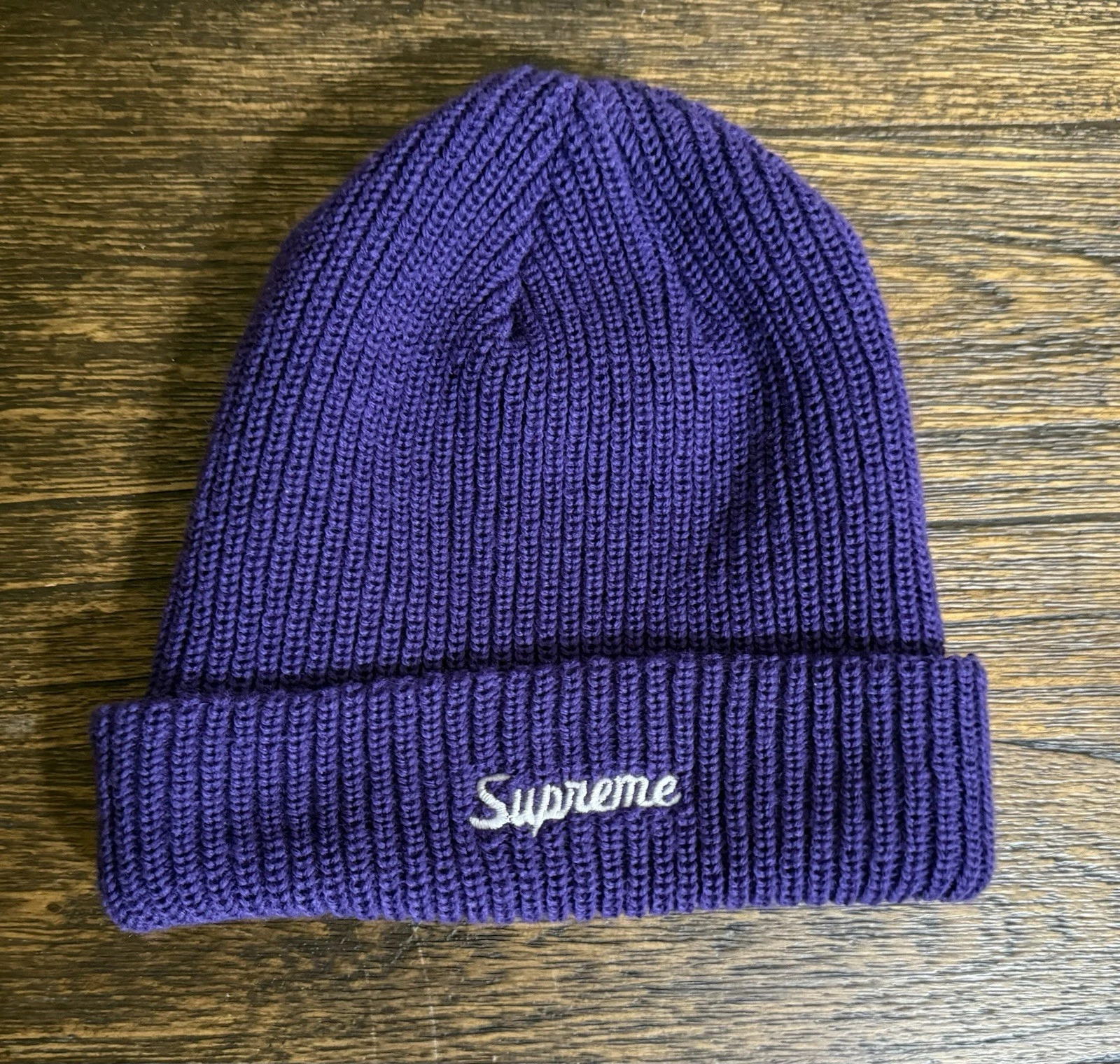 Bonnet Supreme FW20 Loose Gauge VIOLET