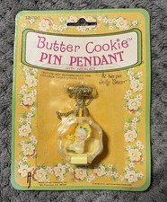 Strawberry Shortcake Butter Cookie Pin Pendant W/Necklace  Her Pet Jelly Bear
