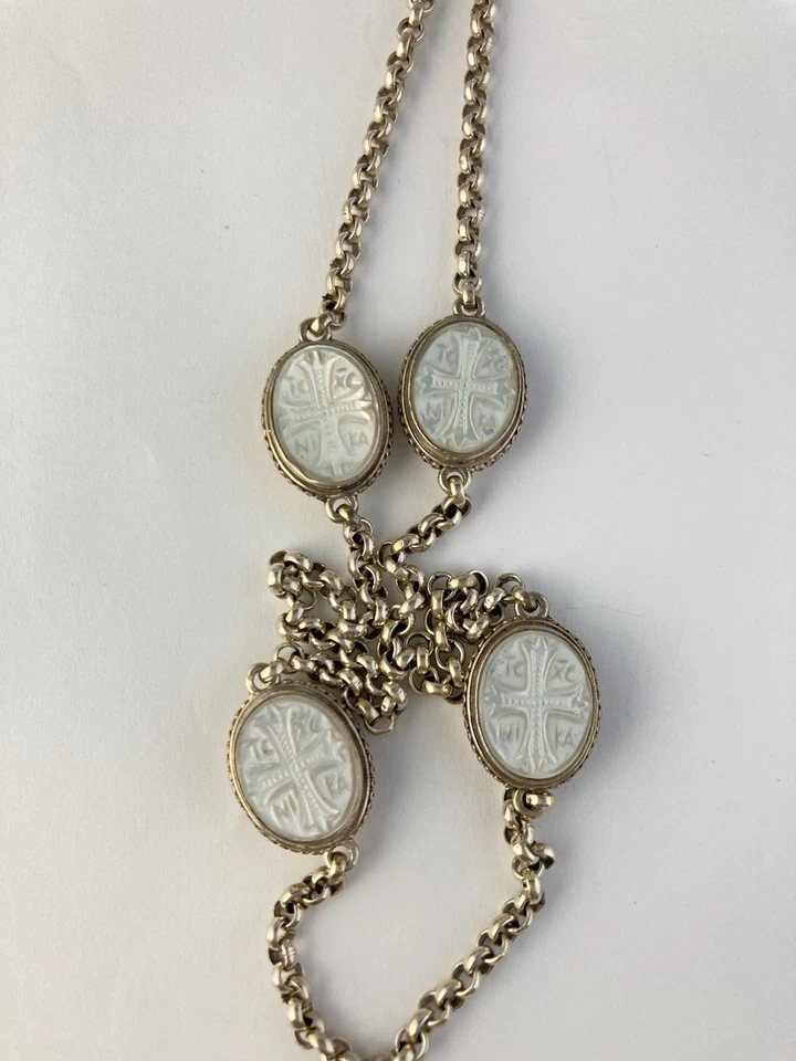 Konstantino Plata de Ley Madreperla Cruz Estación Palanca, Collar 18” Foto 3 de 4