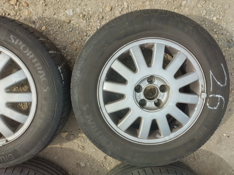 4 Sommerräder Audi 8LO 601025, 6J x 15 ET38, Vredestein 195/65 R15 91V (CA26) - Bild 2 von 4