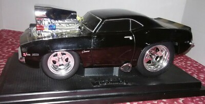Muscle Machines 69 Camaro 1:18 スケール ミニカー Muscle Machines '69 Camaro 1:18 scale| Dream Street Diecast