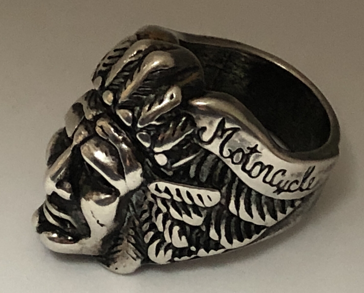 Vintage INDIAN MOTORCYCLE 1980’s Ladies BIKER RING SIZE 7 Pawn Shop SILVER  PLATE