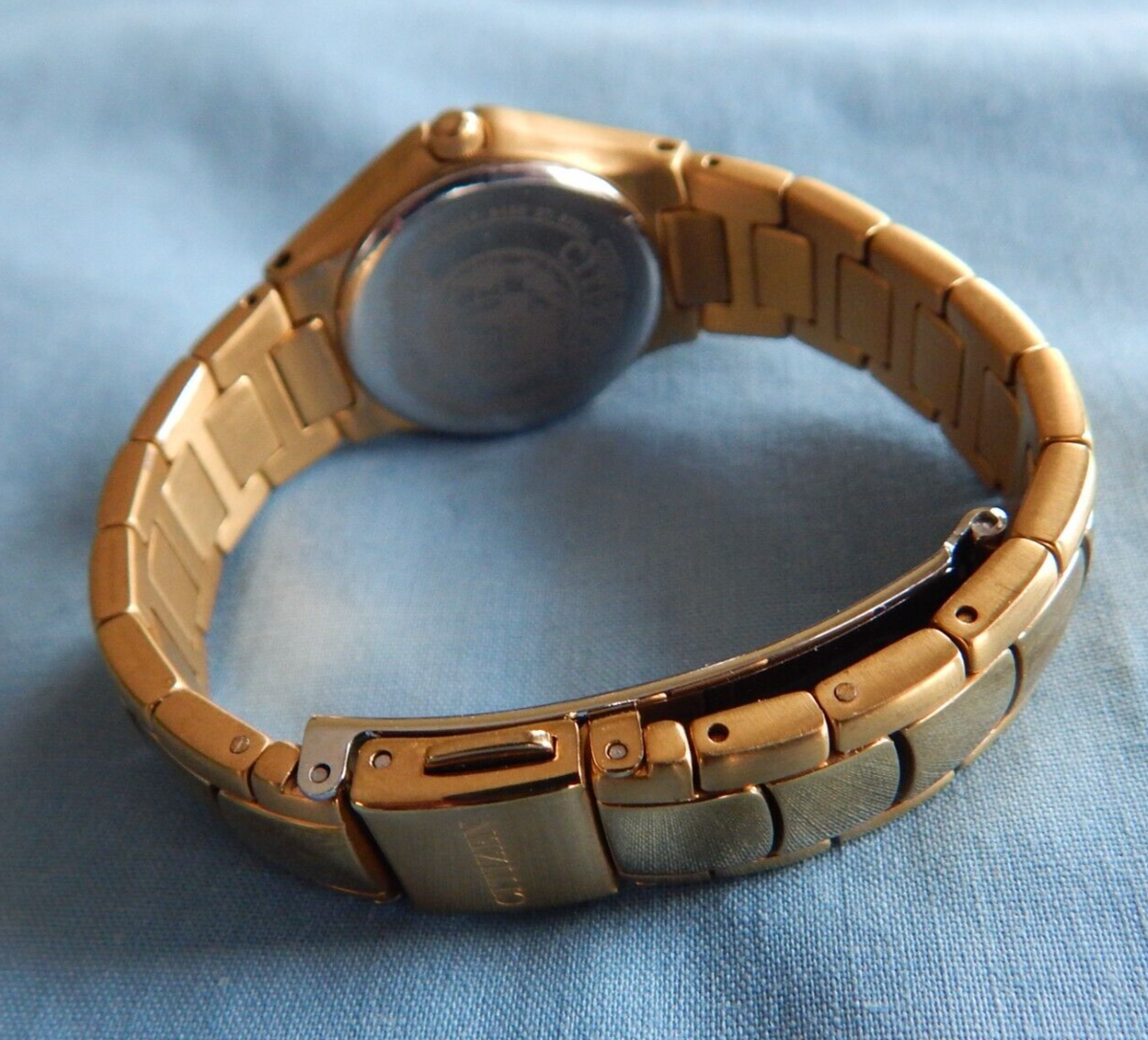 citizen eco-drive WR100 シェル　ソーラー　ダイヤ Citizen Wave Wr100 Black Dial Large Number - Needs Band