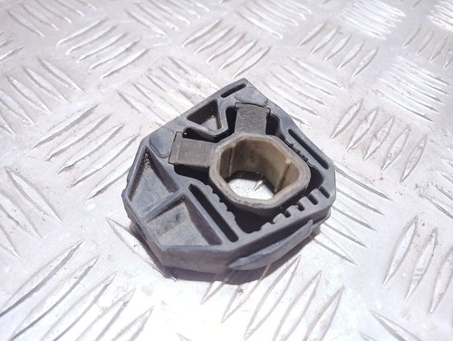 Volkswagen Golf V 2004 Links Halterung Kühler Diesel 55kW UST80435