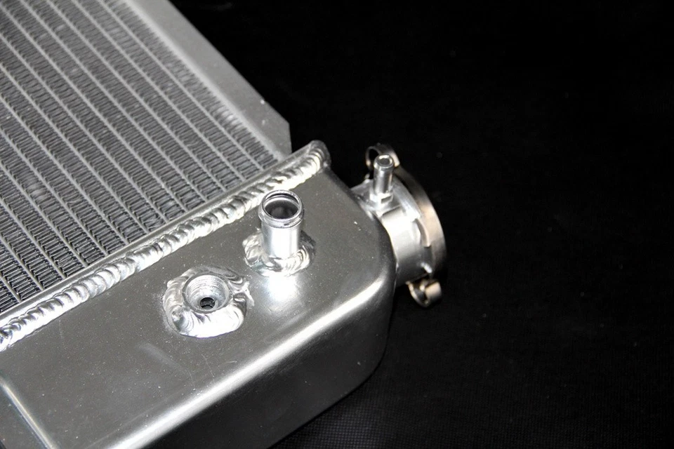 Radiador de aluminio de 3 filas para Chevy/GMC C2500 C3500 K2500 K3500 1988-2000 7,4 L Foto 4 de 4