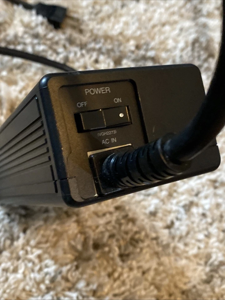 OEM Panasonic AG-B6HP Videocámara Video Adaptador de CA Fuente de Alimentación 12V 1.8A Foto 4 de 4