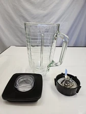 Oster Regency Kitchen Center Glass Blender Container 5 Cup with Blade and Lid