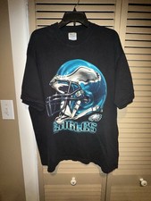 Vintage Big helmet Philadelphia Eagles T-Shirt Size XL Black