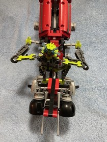 LEGO Bionicle 8943 Axalara T9 - Incomplete Set - Selling AS IS - For PARTS