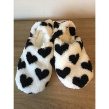 Heart Cozy Slipper Socks with Grippers Size M/L 8-10 NWT