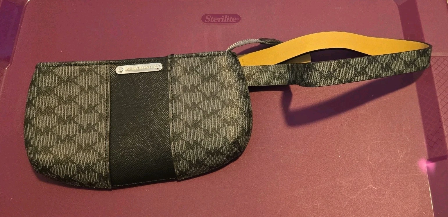 Michael Kors Belt Bag Fanny Pack MK Signature Logo NWOT L/XL Adjustable