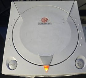 Sega Dreamcast HKT-3020 Console White - For Parts/Repair, Powers On, Light...