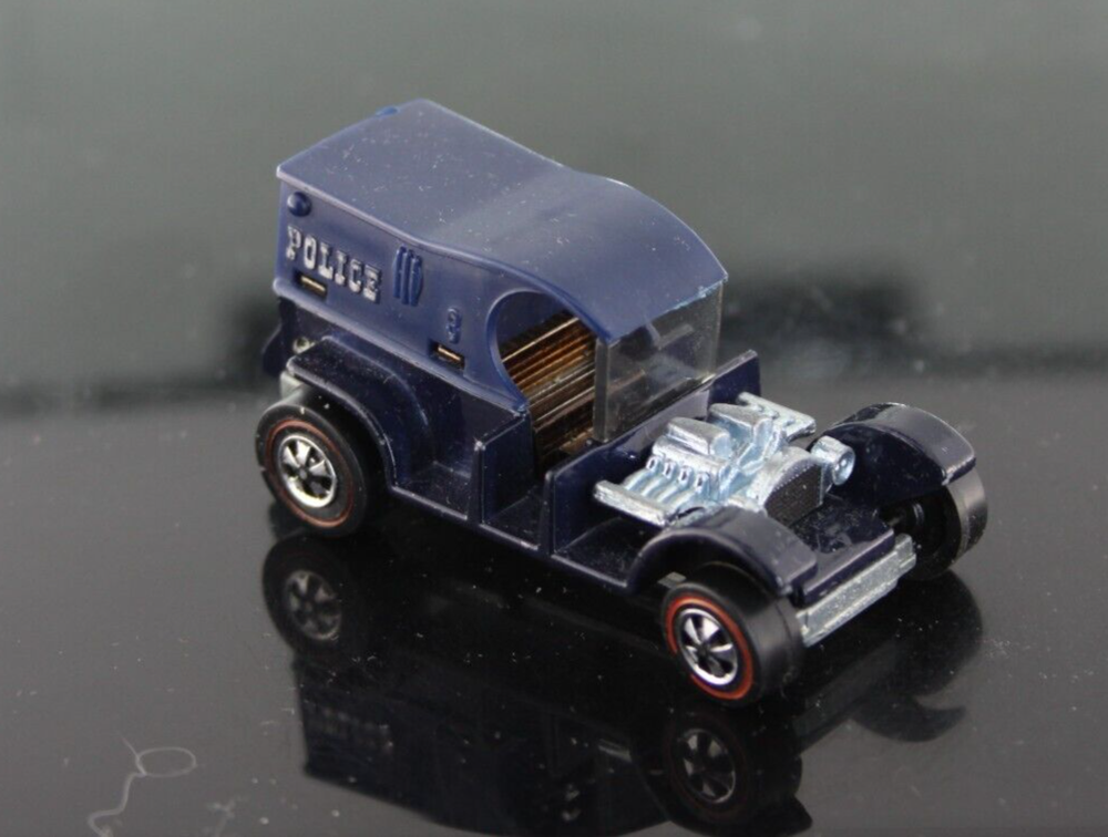 Super Clean Paddy Wagon Near Mint   Hot Wheels REDLINE