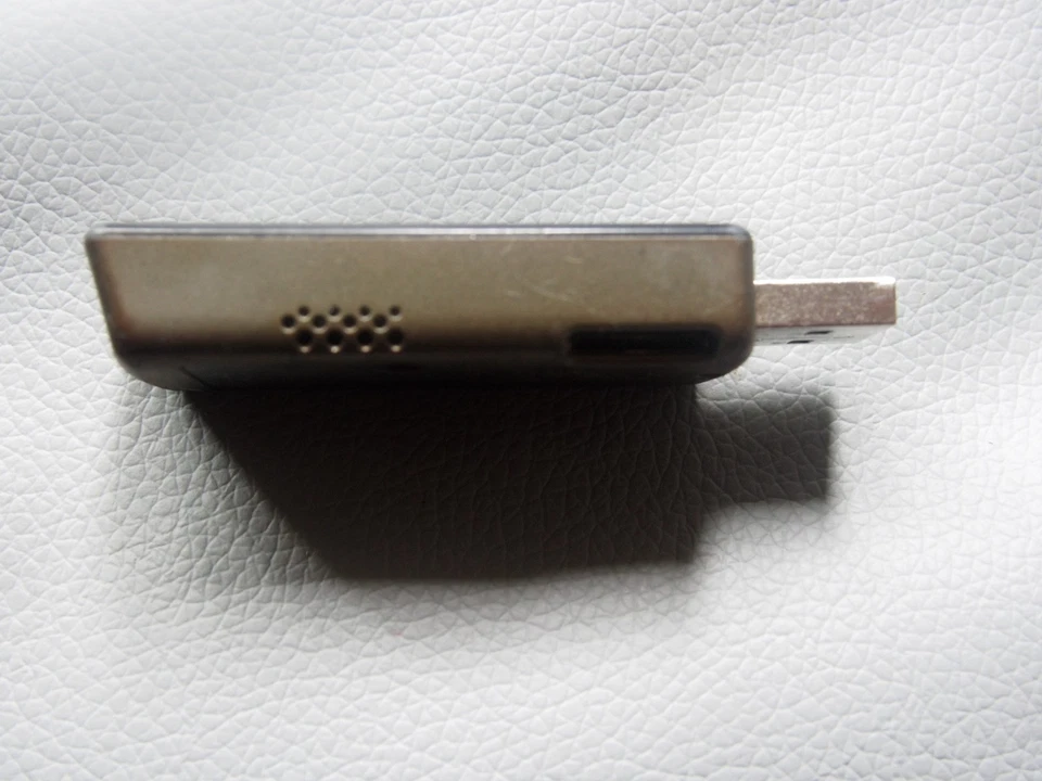 Virgin Mobile MC760 Mobile Modem Novatel 3G CDMA -  AS IS READ CONDITION NOTE - Image 4 of 4