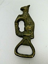 VINTAGE AUSTRALIAN KANGAROO STATUE FIGURINE HANDLE CAST BRASS BOTTLE OPENER