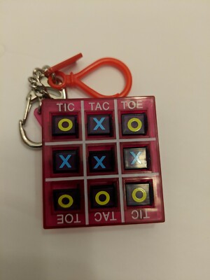 Tick-Tack-Toe Pink Plastic Keychain Game