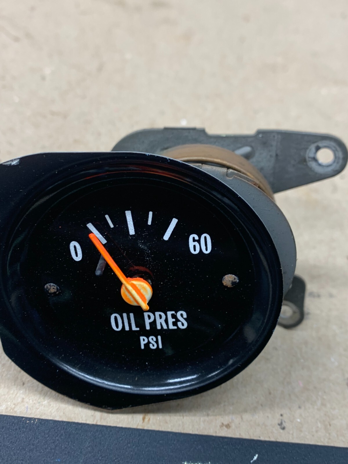 1973 1979 Chevy SQUAREBODY GMC MECHANICAL LINE FED OIL PRESSURE GAUGE