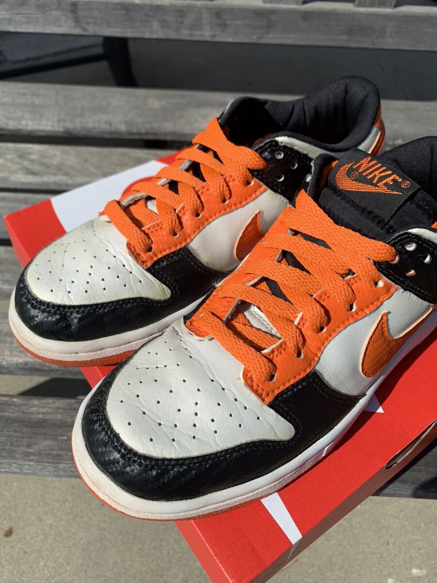 2001 Nike Dunk Low Co.jp Halloween Carbon Fiber Atmos Samba 2001 Nike Dunk Low Co.jp Halloween Carbon Fiber Atmos Samba