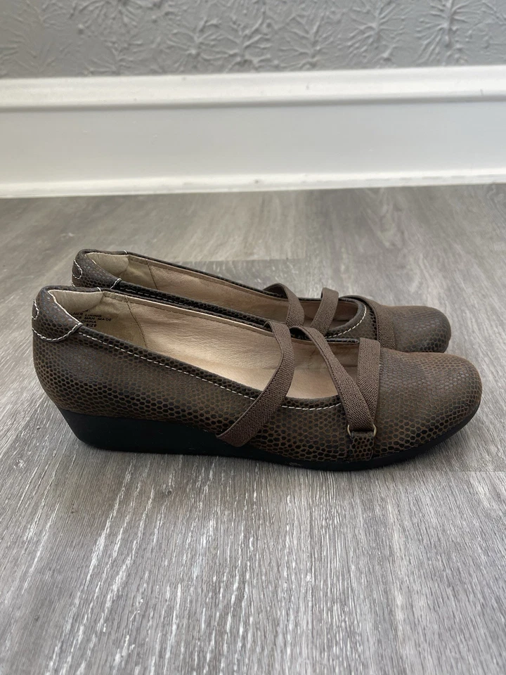 Zapatos de tacón bajo Mary Jane con estampado de serpiente marrón paladio talla 8 Foto 2 de 4