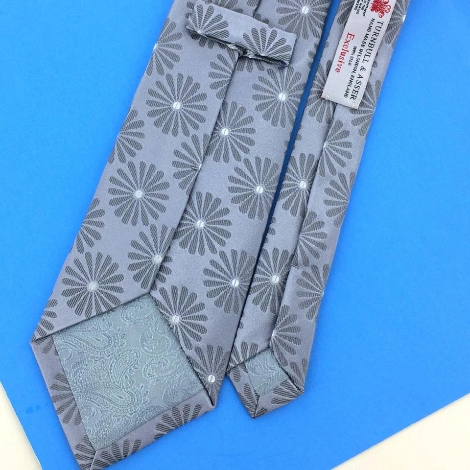 Corbata Turnbull & Asser Inglaterra Gris/Plateado Blanco Flor Lujo Seda L3 Nueva Foto 4 de 4