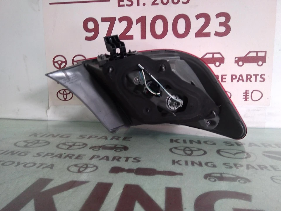 TOYOTA AURION RIGHT TAILLIGHT GSV50R, 02/12-08/17 12 13 14 15 16 17 - image 2 of 3