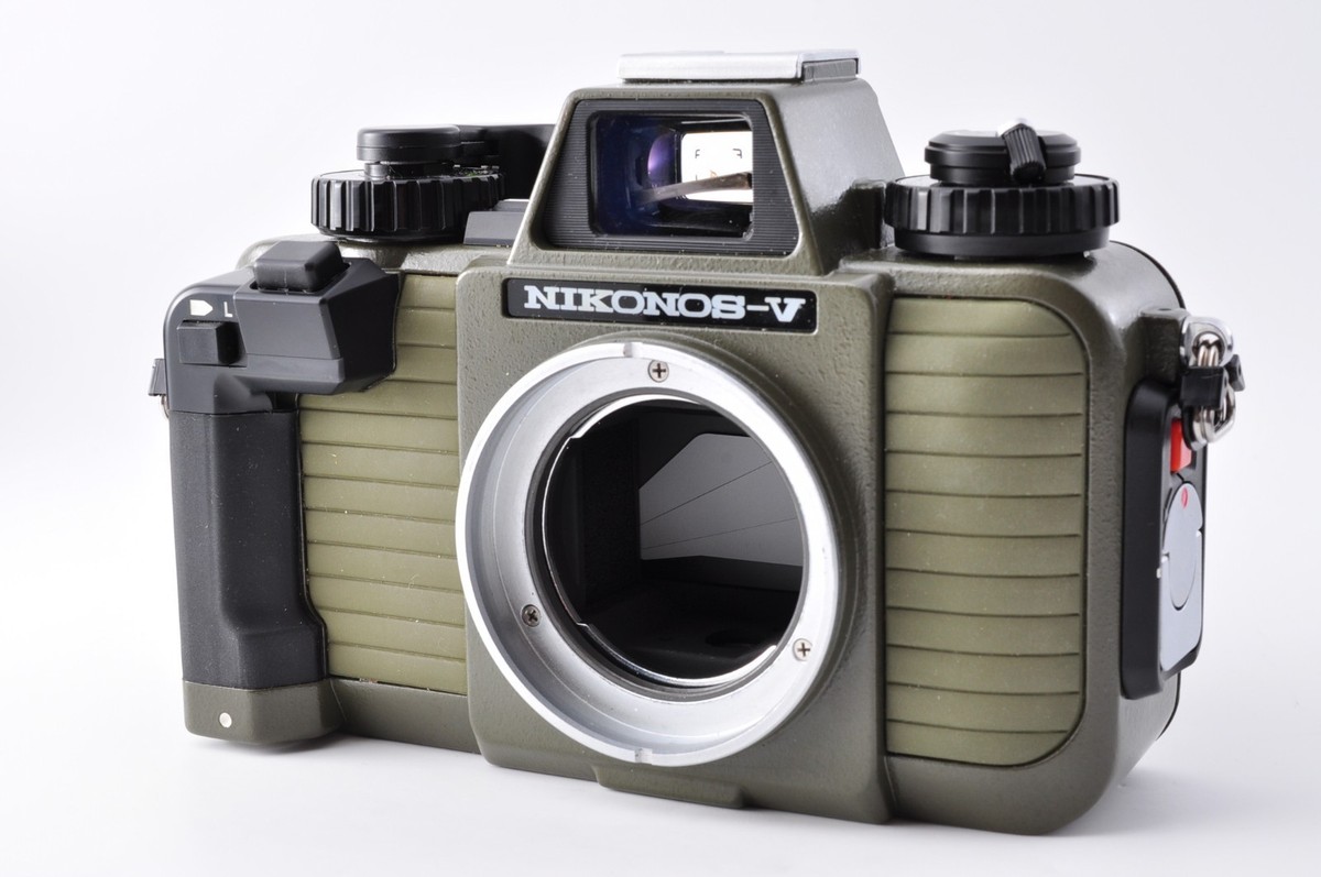 Exc+5 Nikon Nikonos V w/ UW-Nikkor 20mm f/2.8 + Finder JAPAN #432