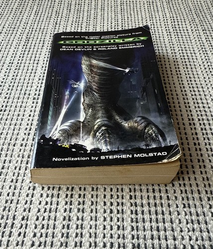 Godzilla 1998 Paperback Book Novelization Stephen Molstad Major Motion Picture - Picture 2 of 13