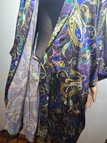 Lise Charmel Luxurious Silk Multicolor Paisley Print Robe One Size