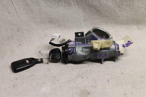 Kia Soul 10 11 Conventional Ignition Switch Cyl (1) Key Trim #2736 - Picture 5 of 10