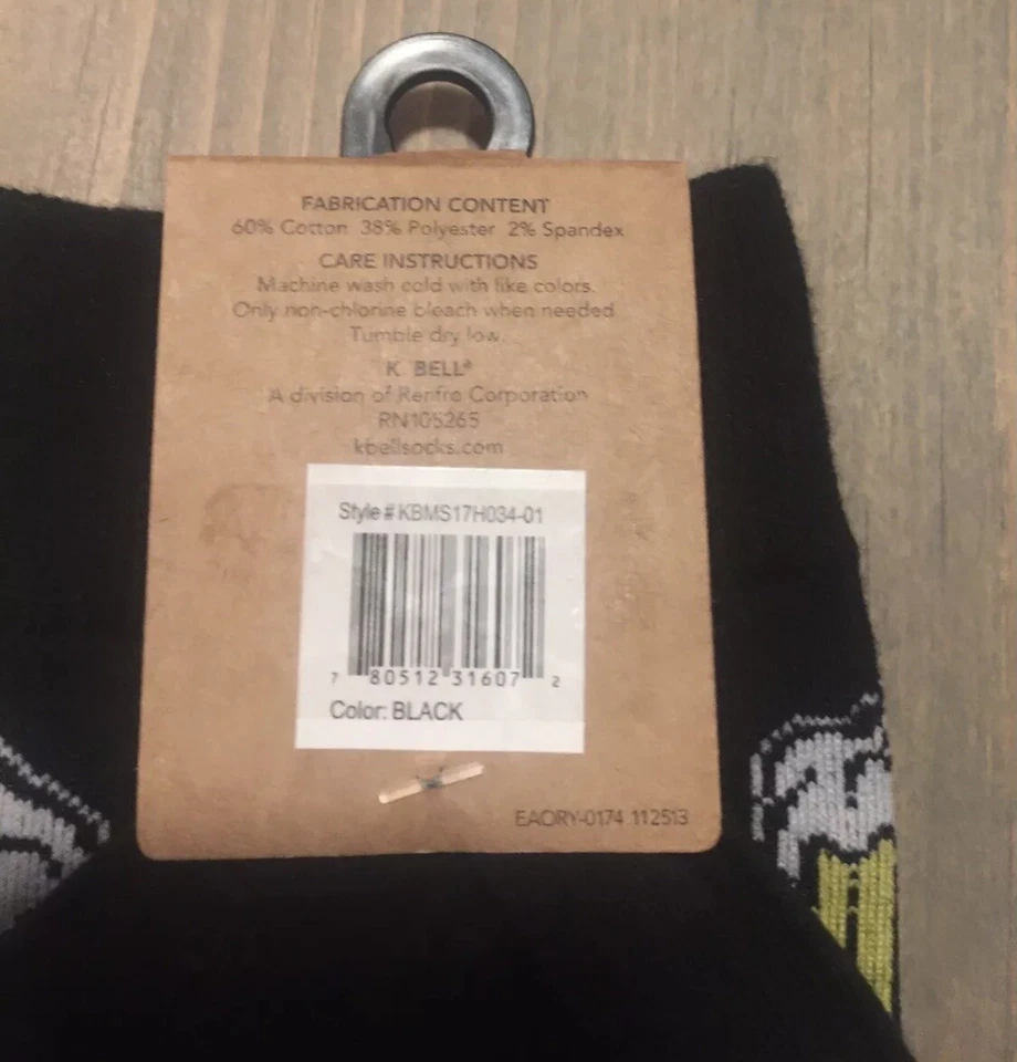 NUEVO CON ETIQUETAS K. Bell Para hombres Crew Estampado de Cerveza Gráfico Negro Algodón Calcetines 1 Par Talla: 10-13 Foto 4 de 4