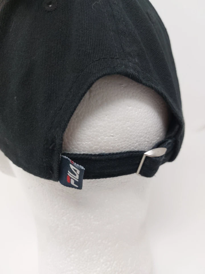 Gorra FILA para mujer con correa trasera para papá Foto 4 de 4